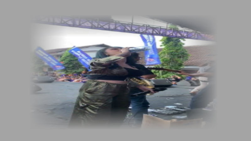 Tarif Manggung Arlida Putri Tarif Manggung Arlida Putri